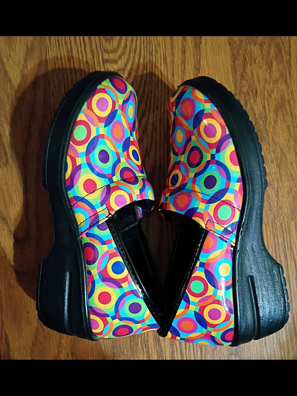 Easy Street Multicolor Circle-Print Slip-On Clogs #426